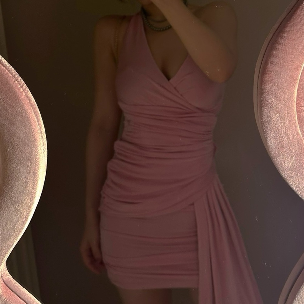 Elegant Pink Halter Dress
